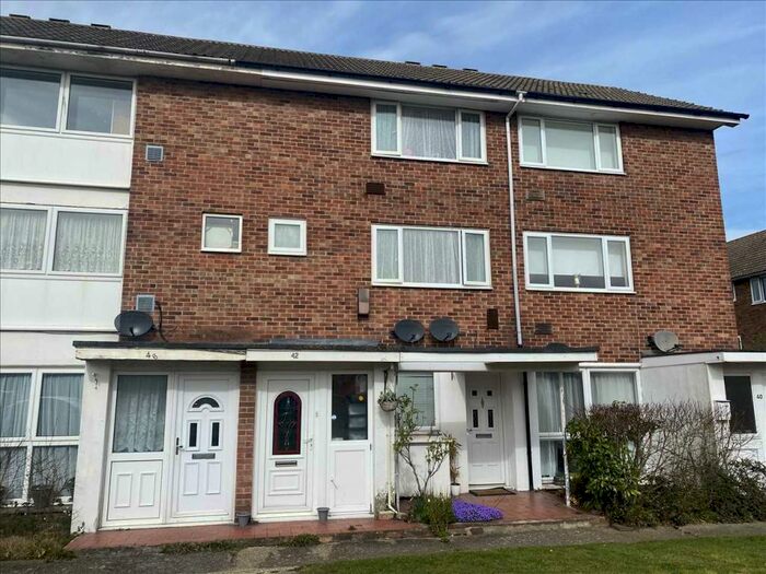 2 Bedroom Maisonette To Rent In Goldsel Road, Swanley, BR8