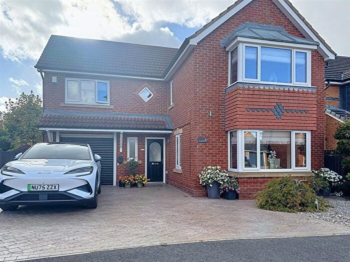 4 Bedroom Detached House For Sale In Caldey Gardens, Ingleby Barwick, TS17