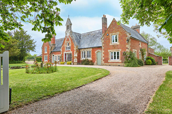6 Bedroom Detached House For Sale In Cowlinge, Newmarket, Suffolk, CB8