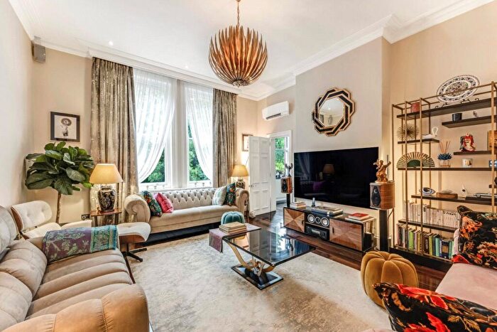 4 Bedroom Apartment For Sale In Grosvenor House, Finchley Road, NW3