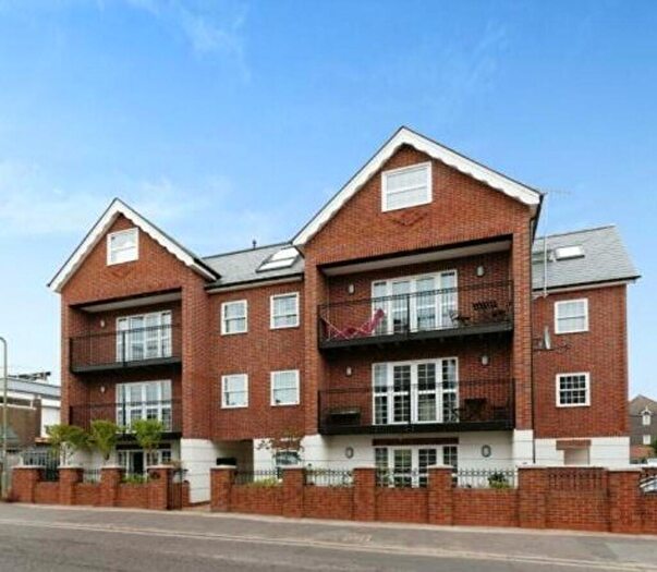 1 Bedroom Flat For Sale In Church Road, Crondall Place Church Road, GU51