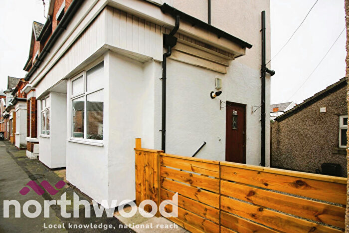 2 Bedroom End Of Terrace House For Sale In Ashley Road, Southport, PR9