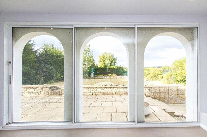 6 Bedroom Detached House For Sale In Traps Hill, Loughton, Essex, IG10