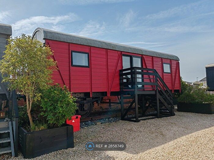 1 Bedroom Park Home To Rent In Station Road, Rye, TN31