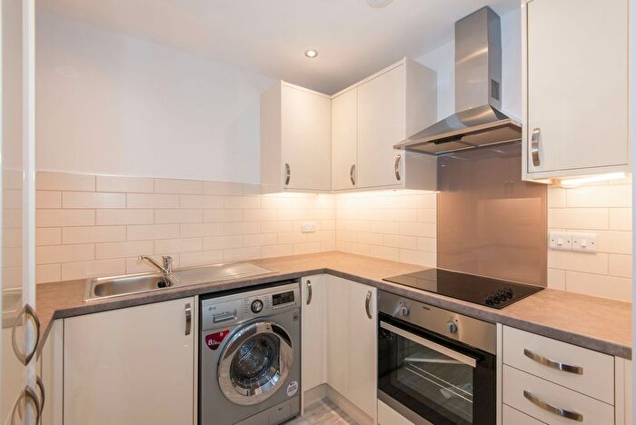 1 Bedroom Flat To Rent In Acer House, Waterlooville, PO7