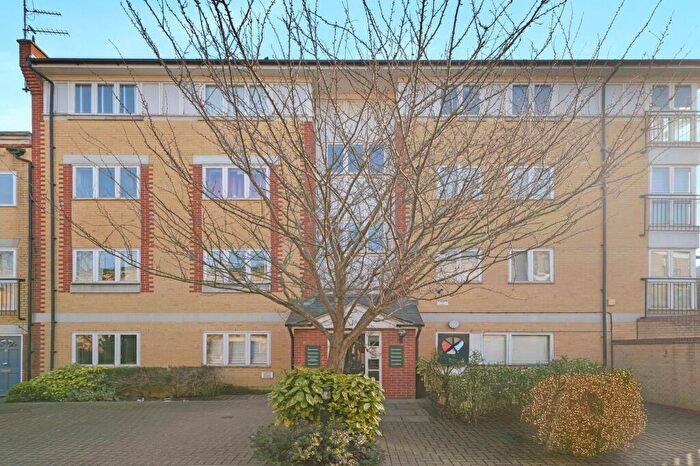 1 Bedroom Property To Rent In Wilmer Place, London, N16