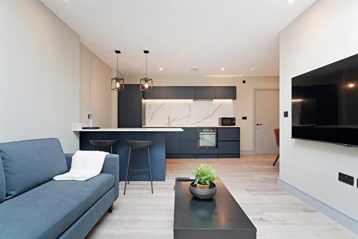 2 Bedroom Apartment To Rent In Flat, Countess Road, S1
