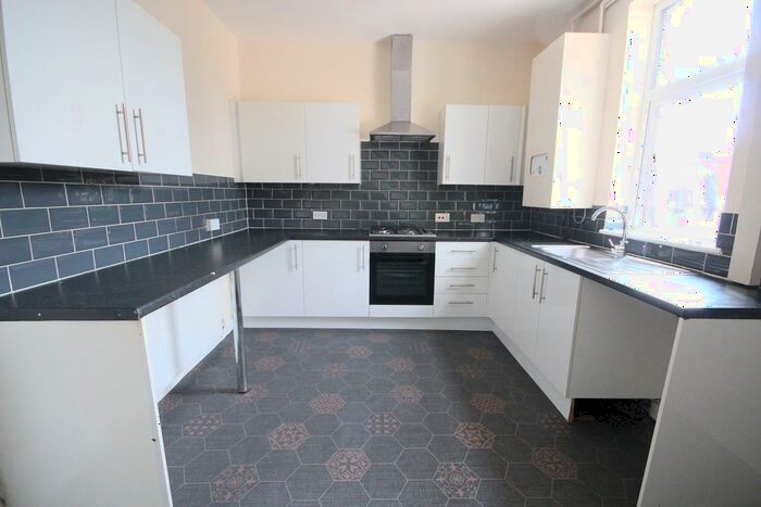 2 Bedroom Terraced House To Rent In Finsbury Street, Rochdale, OL11