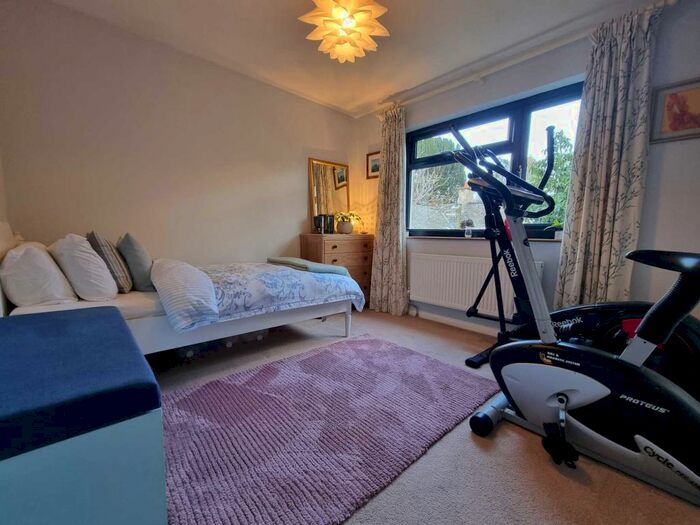 4 Bedroom Detached House For Sale In Northdown Road, Bideford, EX39