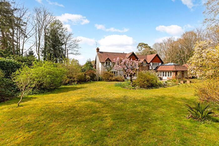 4 Bedroom Detached House For Sale In Marley Common, Haslemere, GU27
