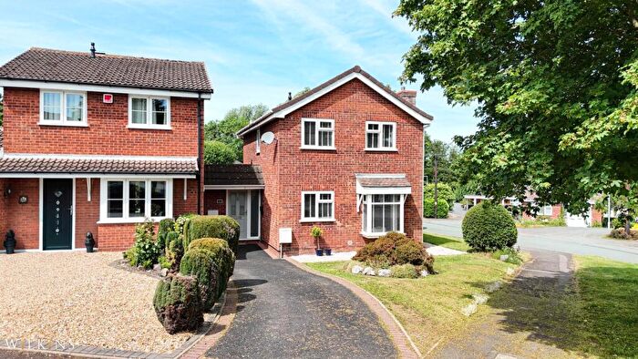 4 Bedroom Detached House For Sale In Standedge, Wilnecote, Tamworth, Staffordshire, B77