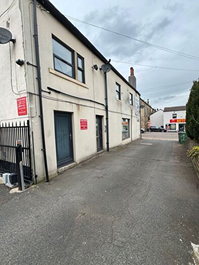 2 Bedroom Flat To Rent In Bradford Road, Pudsey, LS28