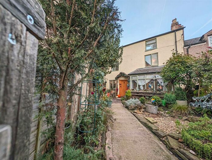 4 Bedroom Cottage For Sale In New Road, Mitcheldean, GL17