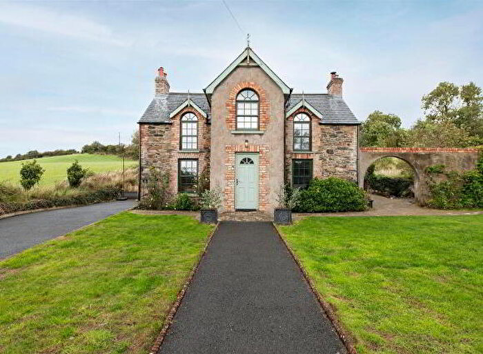 3 Bedroom Detached House For Sale In Dromara Road, Ballynahinch, BT24