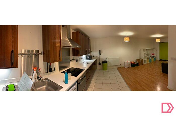3 Bedroom Flat To Rent In Clement Attlee House, Cardigan Road, London, Greater London, E3