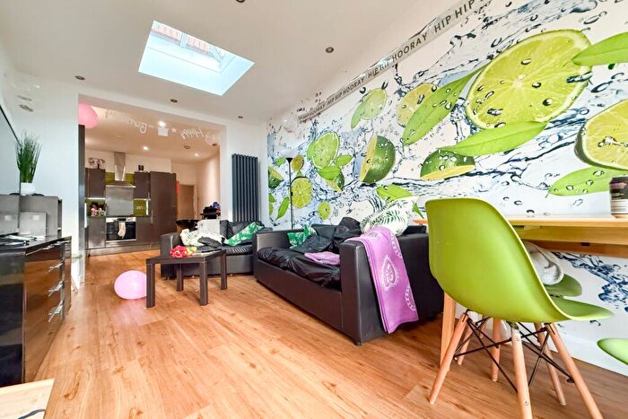 7 Bedroom Terraced House To Rent In Wyverne Road, Cathays, CF24