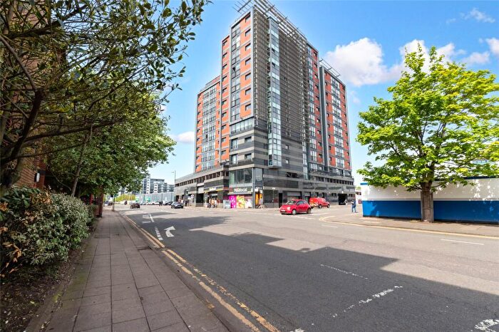 2 Bedroom Flat For Sale In /, Lancefield Quay, Glasgow, Glasgow City, G3