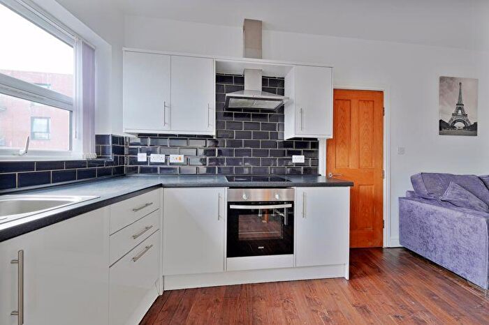 2 Bedroom Apartment To Rent In Flat A, Furnace Hill, Sheffield, S3