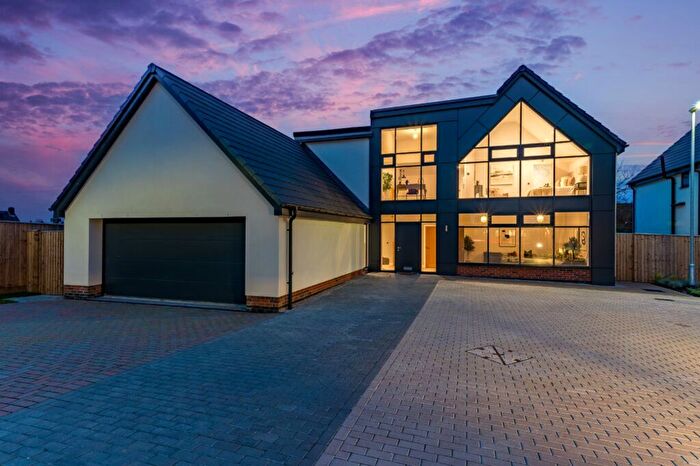 4 Bedroom Detached House To Rent In Boars Head Place, Barton, PR3