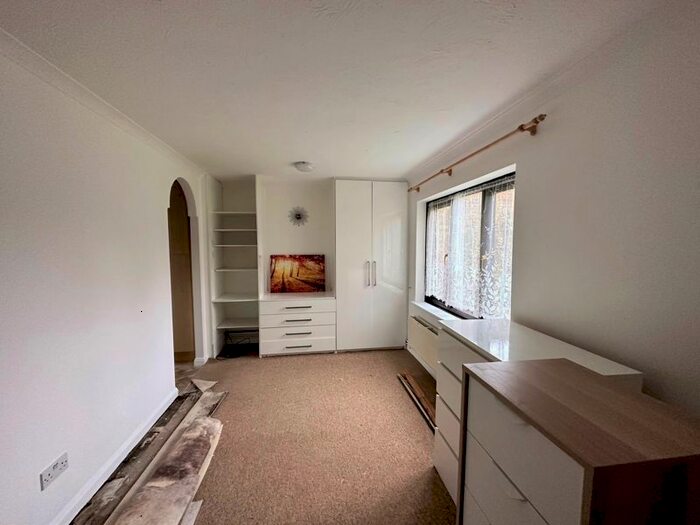 Studio To Rent In Jasmine Gardens, Hatfield, AL10