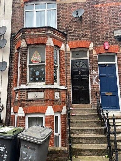 2 Bedroom Flat To Rent In Buxton Road, Luton, LU1
