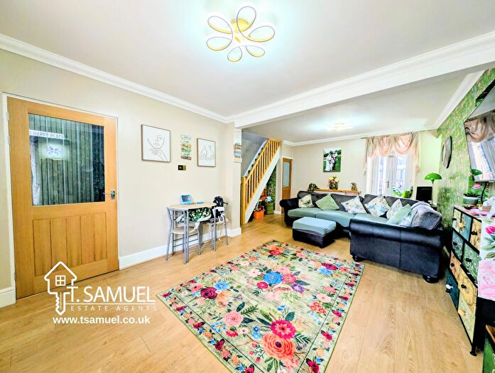 3 Bedroom Terraced House For Sale In Ann Street, Abercynon, CF45