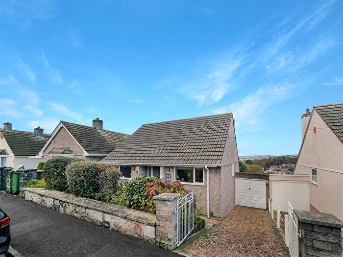 3 Bedroom Detached Bungalow For Sale In Lippell Drive, PL9