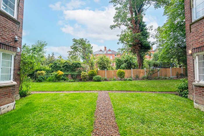 2 Bedroom Flat To Rent In Coverdale Road, London, NW2