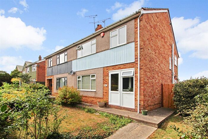 3 Bedroom Semi-Detached House For Sale In Ramsgate Road, Broadstairs, CT10