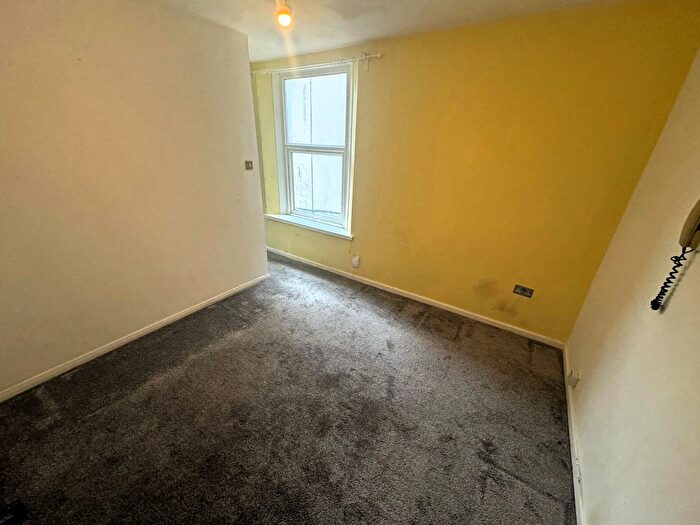 1 Bedroom Flat To Rent In Kings Road, Canton, Cardiff, CF11