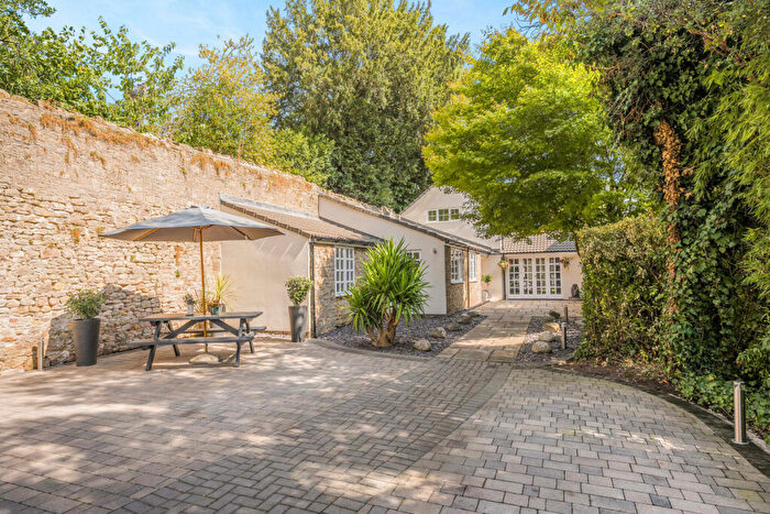 4 Bedroom Semi-Detached House For Sale In Duck Street, Wotton-under-edge, GL12