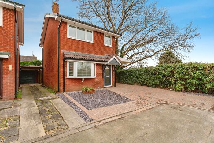 3 Bedroom Detached House For Sale In Colliery Green Court, Little Neston, Neston, Cheshire, CH64