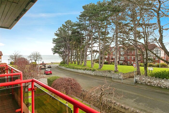 2 Bedroom Flat For Sale In Cwrt Y Coleg, Rhos On Sea, Colwyn Bay, Conwy, LL28