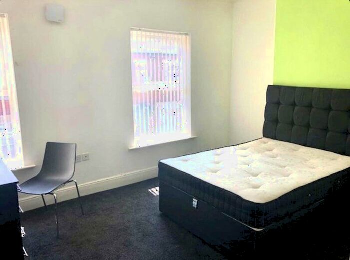 4 Bedroom House To Rent In Milnthorpe Street, Manchester, M6