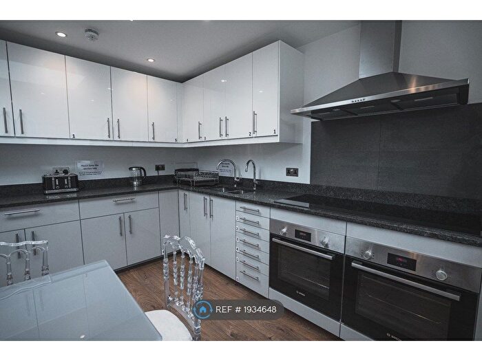 1 Bedroom Semi-Detached House To Rent In St Olave's Walk, London, SW16