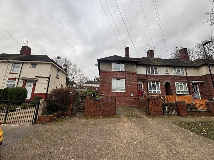 3 Bedroom House To Rent In Hartley Brook Avenue, Sheffield, S5