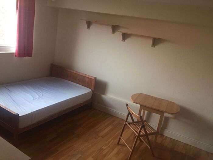 Studio To Rent In High Street, Tonbridge, TN9