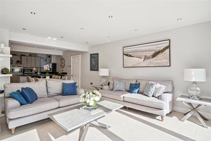 6 Bedroom Detached House For Sale In Ballinger, Great Missenden, Buckinghamshire, HP16