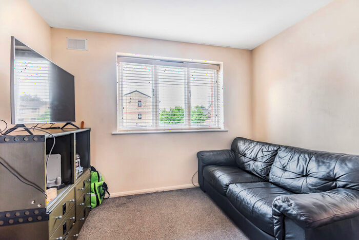 1 Bedroom Apartment To Rent In Dalton House, John Williams Close, New Cross, London, SE14