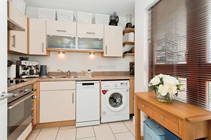 2 Bedroom Detached House For Sale In Abberley Wood, Great Shelford, Cambridge, Cambridgeshire, CB22