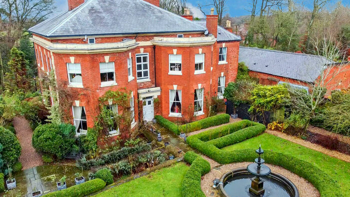 8 Bedroom Manor House For Sale In Nuneaton Road, Over Whitacre, B46