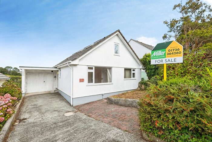2 Bedroom Bungalow For Sale In Lower Gurnick Road, Newlyn, Penzance, Cornwall, TR18