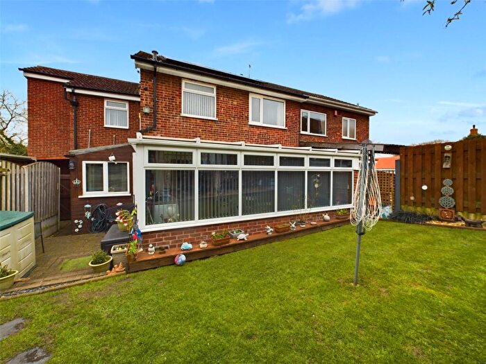 3 Bedroom Semi-Detached House For Sale In High Street, Walkeringham, Doncaster, DN10