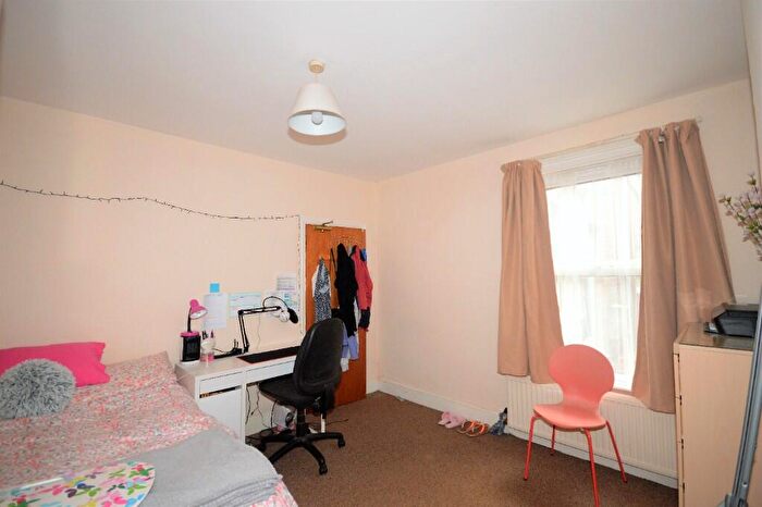 1 Bedroom House Of Multiple Occupation To Rent In Sedgley Road, Bournemouth, Dorset, BH9