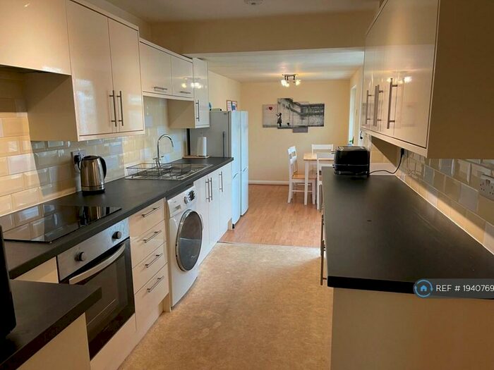 5 Bedroom Terraced House To Rent In Blagdon Park, Bath, BA2