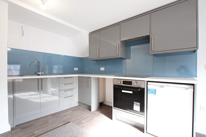 1 Bedroom Flat To Rent In Parsons Street, Banbury, Oxon, OX16