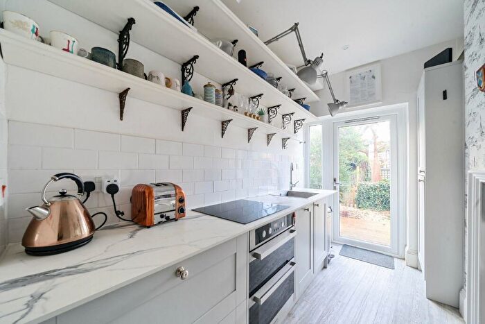 1 Bedroom Flat For Sale In Eastgate Street, Winchester, Hampshire, SO23