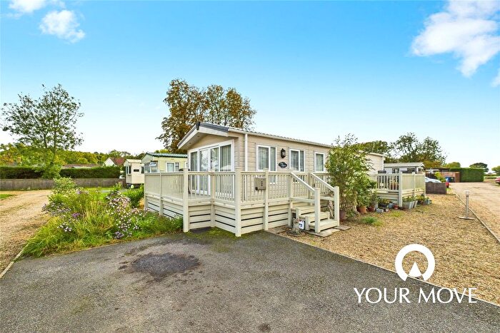 2 Bedroom Mobile/park Home For Sale In London Road, Willingham St. Mary, Beccles, Suffolk, NR34