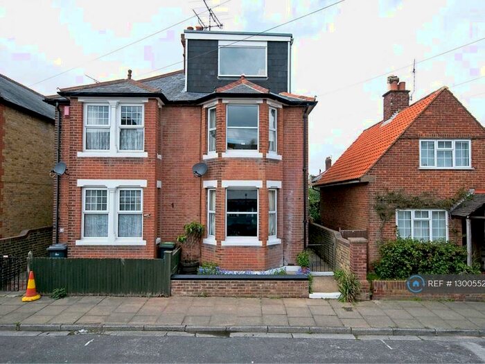 6 Bedroom Semi-Detached House To Rent In Mandeville Road, Canterbury, CT2