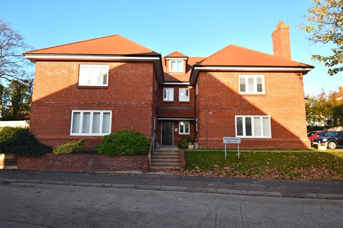 1 Bedroom Apartment For Sale In Elizabeth House, Locks Hill, Rochford, SS4